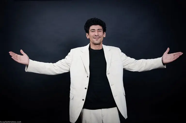 Ferdi - Различните лица на един Актьор 